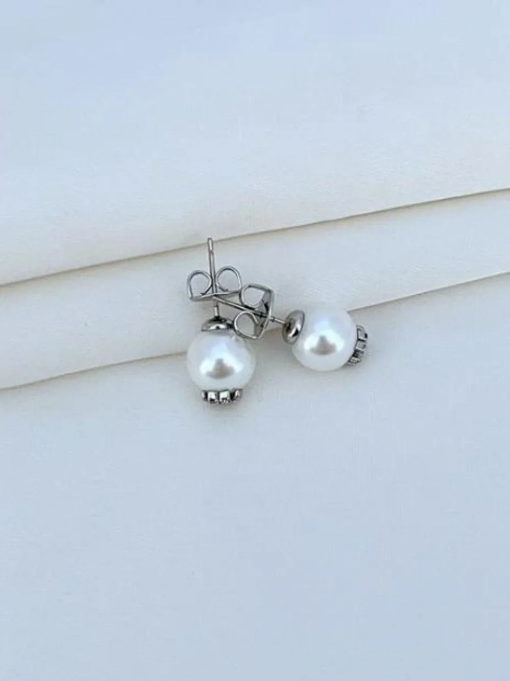 Tory Burch White Pearl Stud Earrings with Silver Crystal Caps